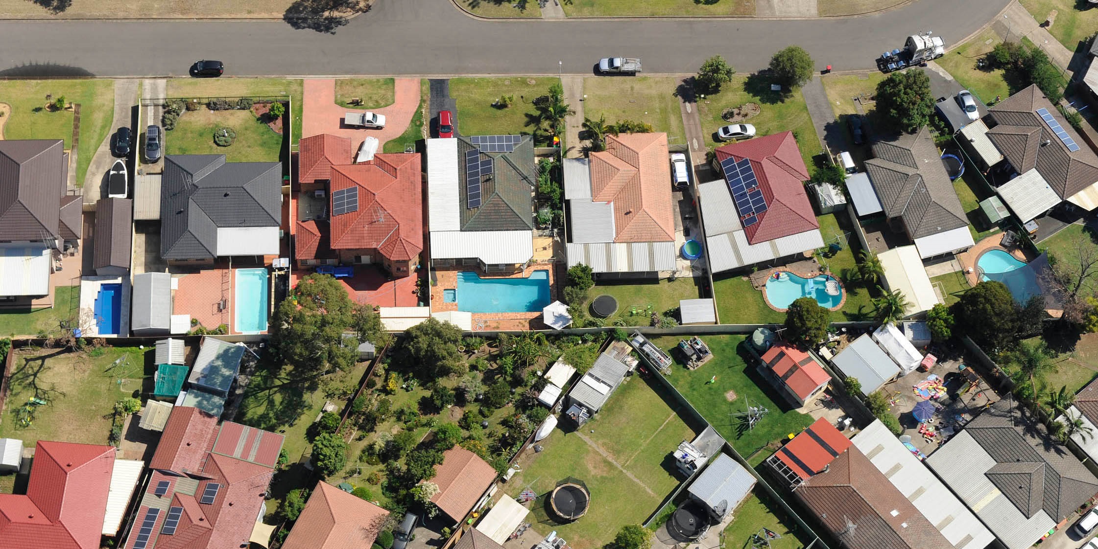 Aerial image of houses in neighborhood 